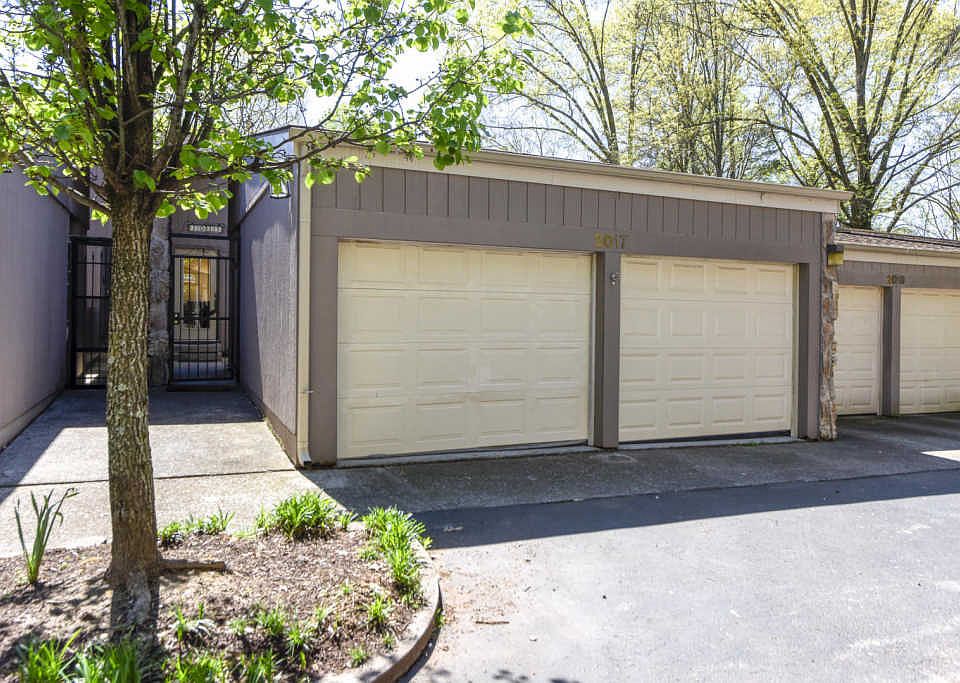 1st image of 2017 Cherokee Bluff Dr