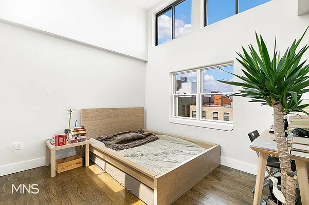 Rented by MNS | media 27