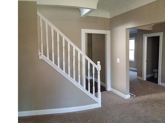 3rd image of 6922 Lansing Ave