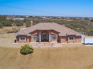 7760 Barker Rd, Oak Hills, CA 92344