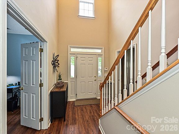 5th image of 6719 Reedy Creek Rd