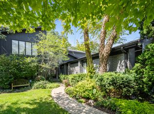 2710 Priscilla Ave, Highland Park, IL