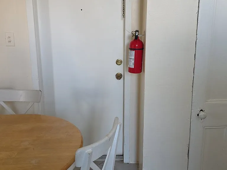 213 Slater St #2 — Photo 7