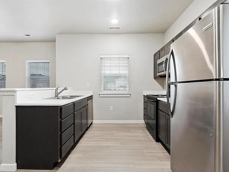 White Hawk Townhomes — Photo 82