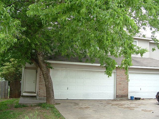 1st image of 1020/1022 Sagewood Trl