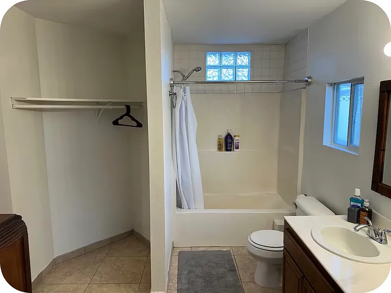 1008 Yucca Ave #B — Photo 2