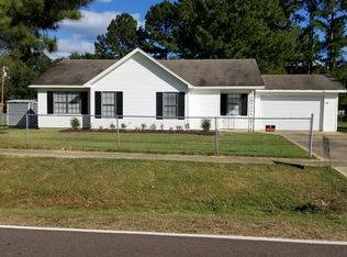 820 N Jackson St, Crystal Springs, MS 39059