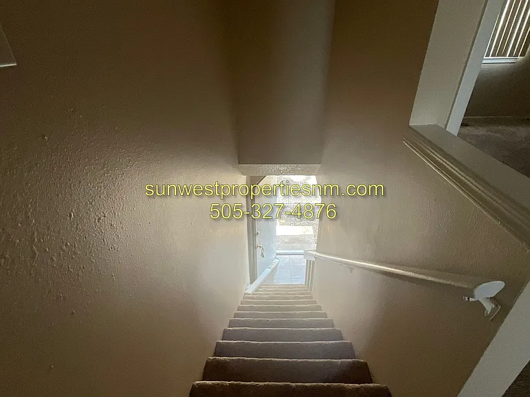 320 N Court Ave — Photo 6
