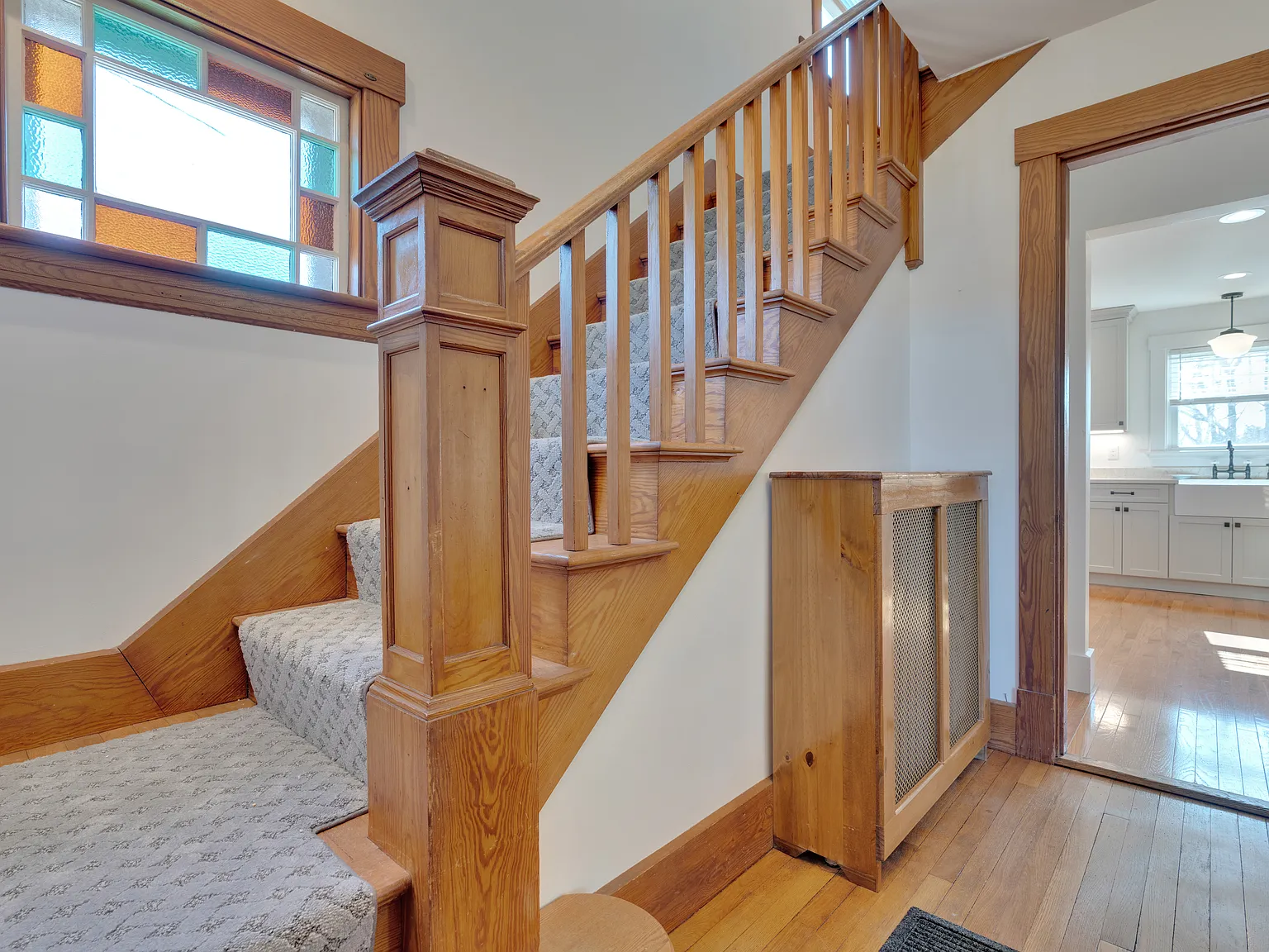 3 bed, 1.5 bath, 1502 sqft, $2,800 — Photo 3