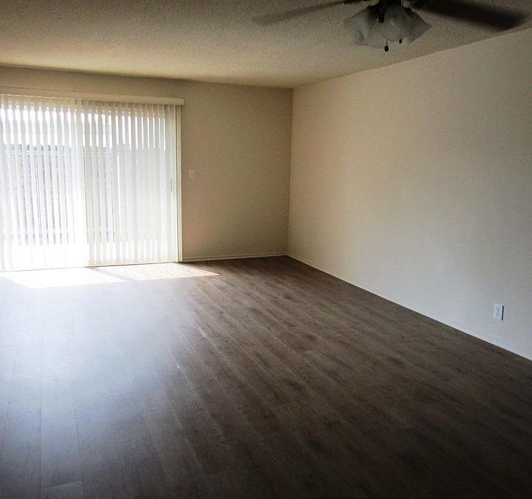 1st image of 219 N Pennsylvania Ave APT C