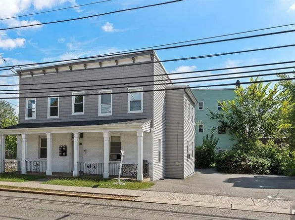 143 Valley Rd, Montclair, NJ 07042