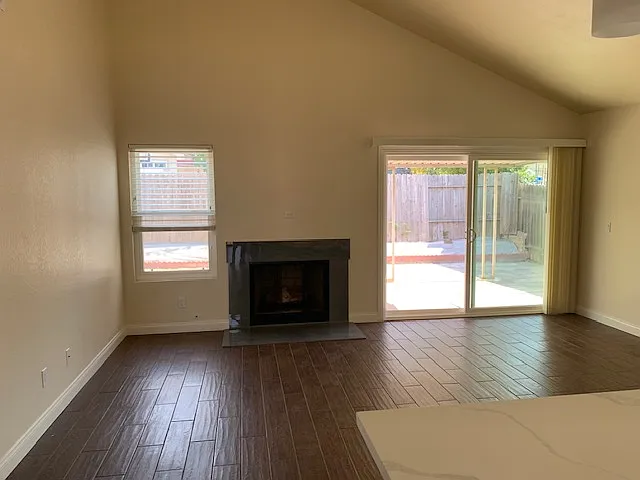 9005 Chart House St — Photo 8