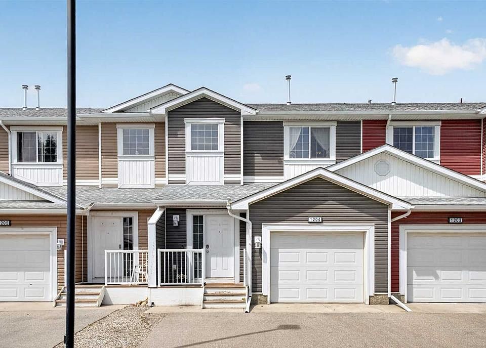 1st image of 800 NE Yankee Valley Blvd SE #1204