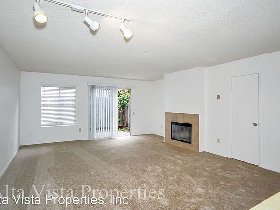 2nd image of 1228 Grand Ave APT B