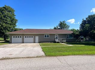 1907 Highland St, Ruthven, IA 51358