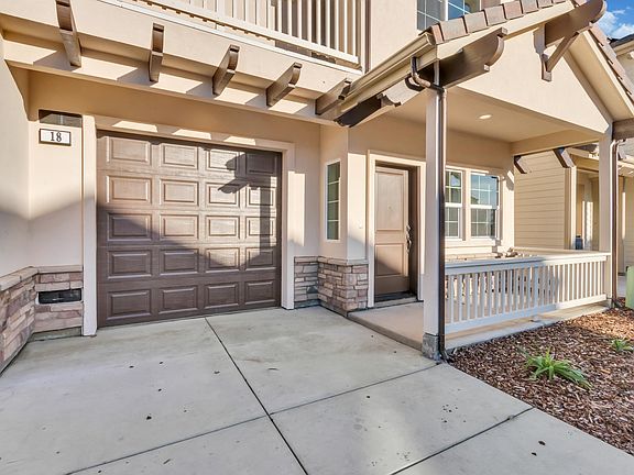 4th image of 18 Lake House Ct