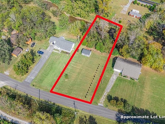 3rd image of 10 Oma Lee Dr Lot 10