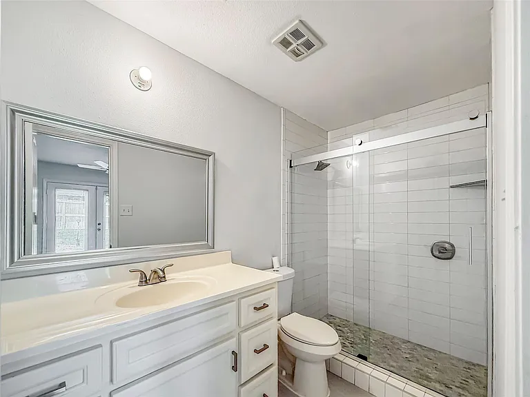 3514 Valerie Ln — Photo 12