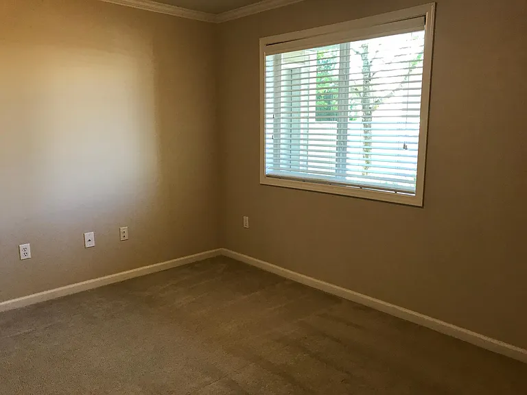 15054 NW Central Dr #806 — Photo 17
