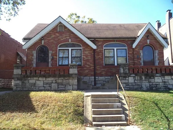 952 Bates St, Saint Louis, MO 63111