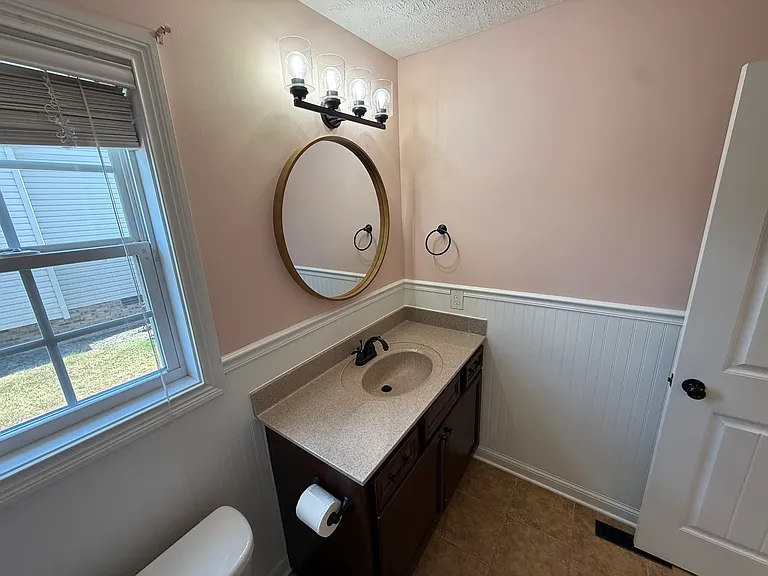 324 Abeline Dr — Photo 13