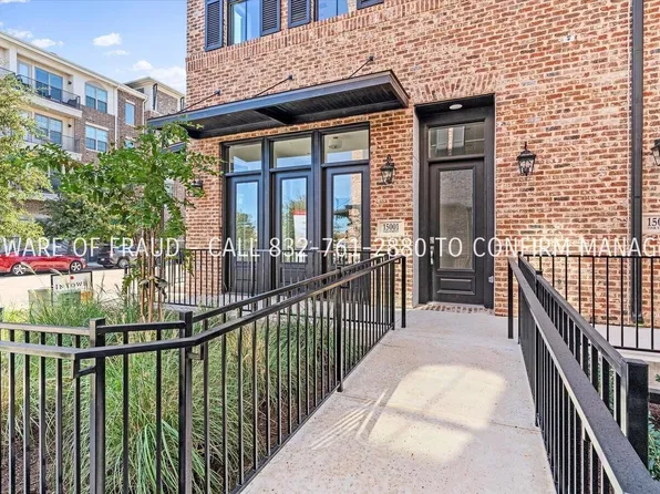 15001 Oak St, Addison, TX 75001