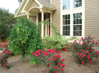 422 Star Hill Dr, Cape Carteret, NC 28584