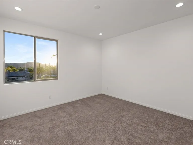 17727 Santa Lucia Ct — Photo 29