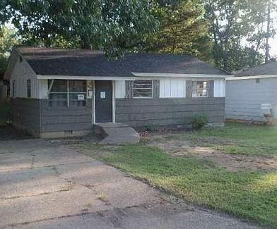 1st image of 7100 Knollwood Rd