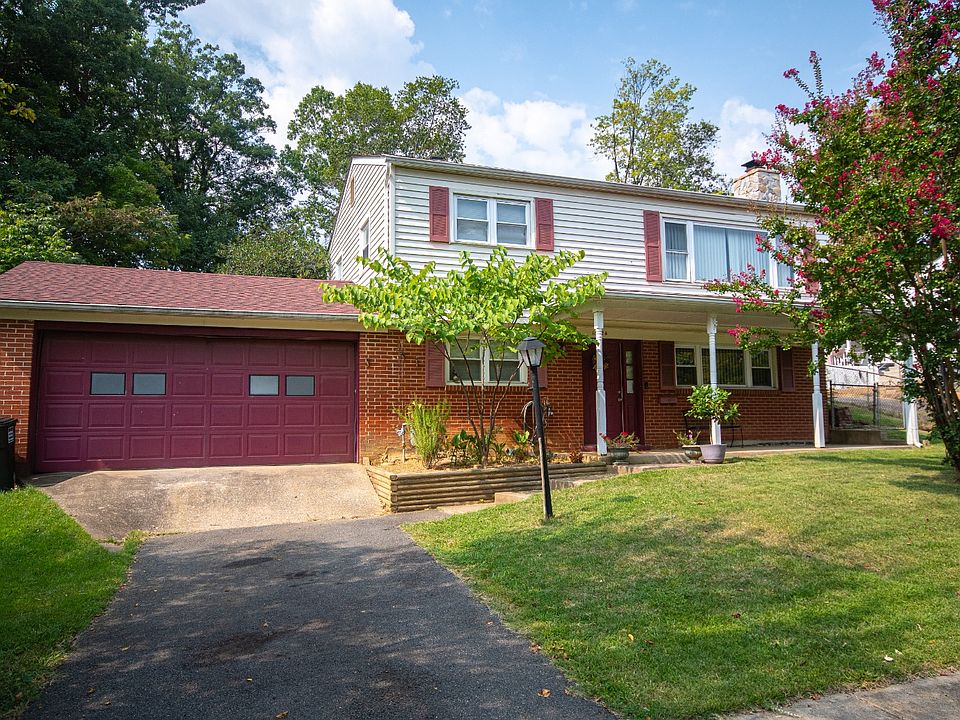 1st image of 14324 Fairview Ln