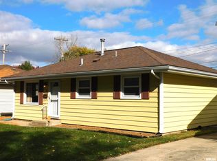 6 Melody Ln, Springfield, IL 62702