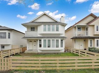 3538 Napier St, Vancouver, BC V5K2X7