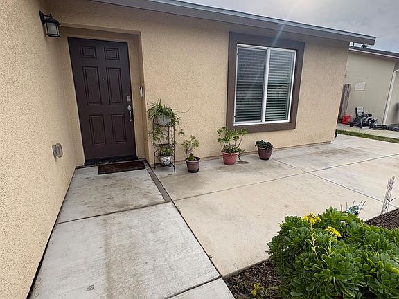 2nd image of 628 Marcus St