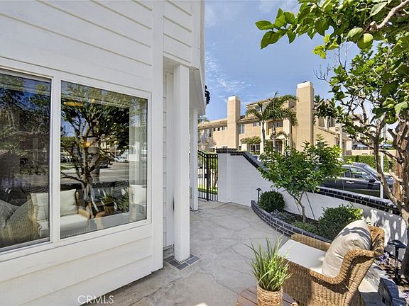 5th image of 427 21st St