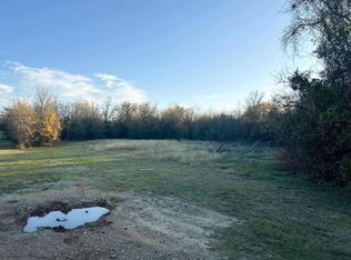828 Carmela Ct, Cleburne, TX 76031