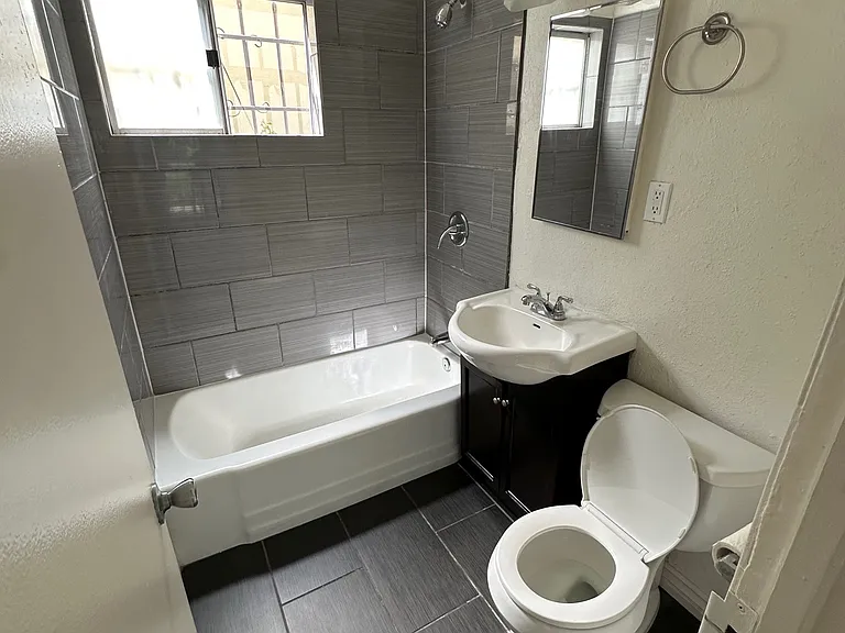 5546 W Geer Ave — Photo 24