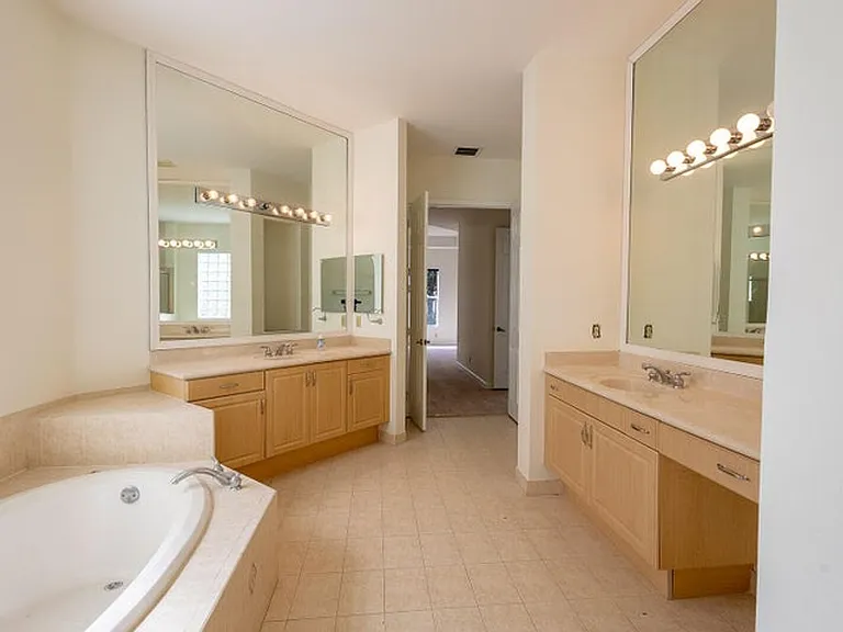 6428 Garden Ct — Photo 19