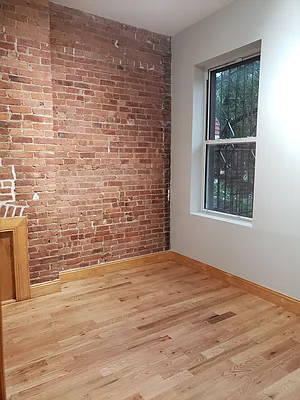 Rented by The Hamilton Group | media 8