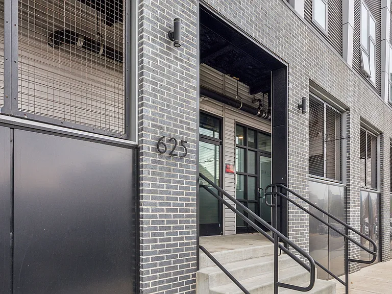 The Ryley Apartments — Photo 35