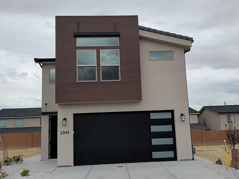 2341 E Siegel Ln — Photo 12