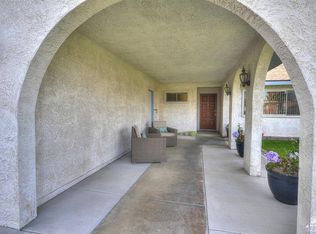43585 Warner Trl, Palm Desert, CA 92211