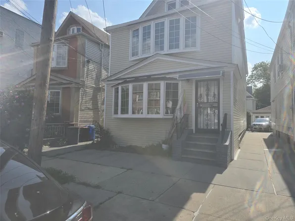 8632 122nd Street, Richmond Hill, NY 11418