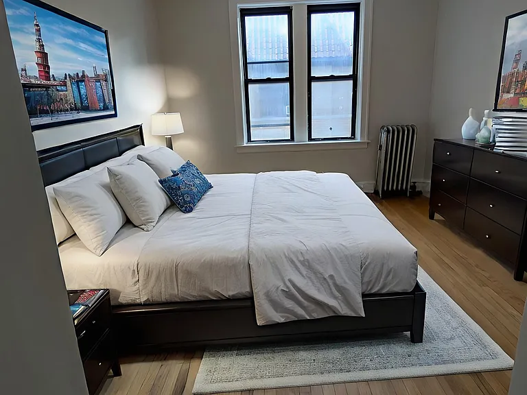 5453 S Everett Ave #3B — Photo 3