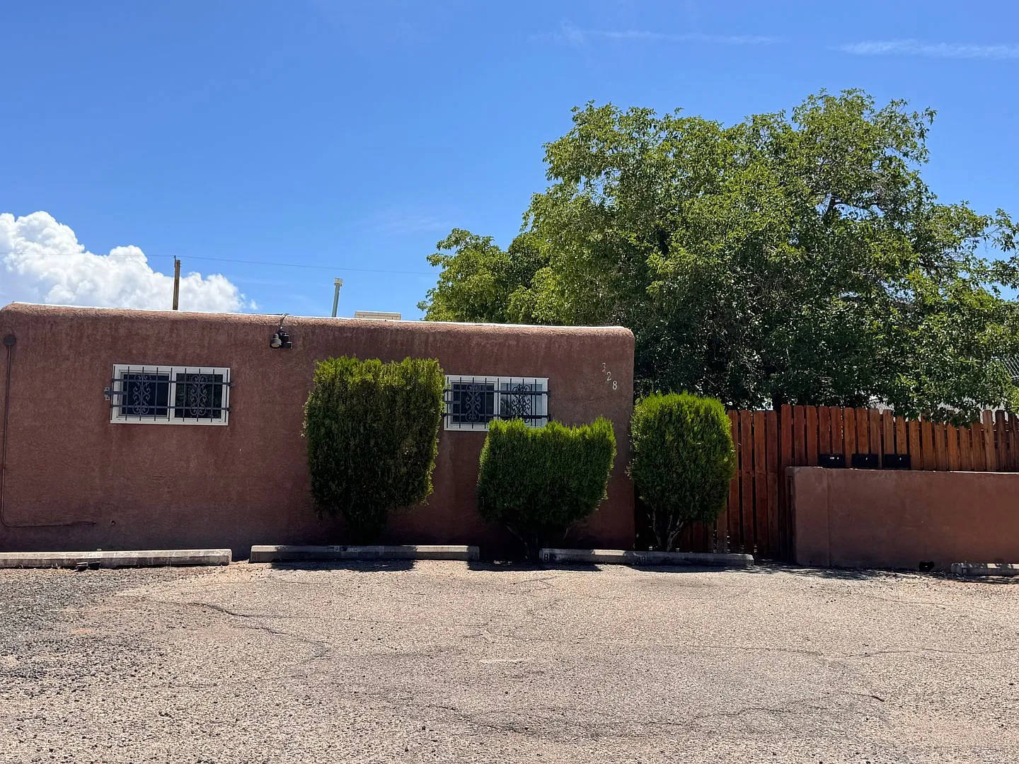 5001 - 328 Utah NE — Photo 1