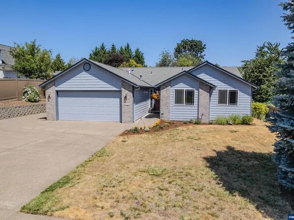 228 NW Fairhaven Ln, Dallas, OR 97338