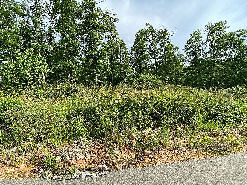 1st image of 28 Timber Lake Trl