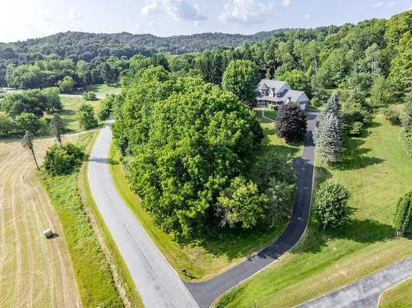 N5590 Moos ROAD, Onalaska, WI 54650
