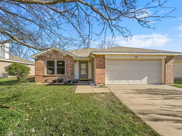 2204 Lookout Ln, Denton, TX 76207