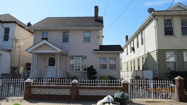 1st image of 9514 108th Ave