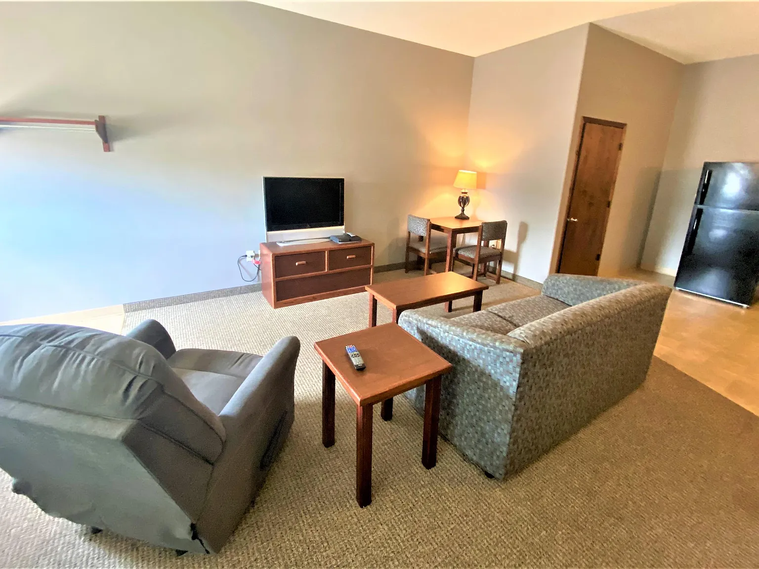 1624 6th Ave SW - Ext Stay & Bays - #3 Suite — Photo 4
